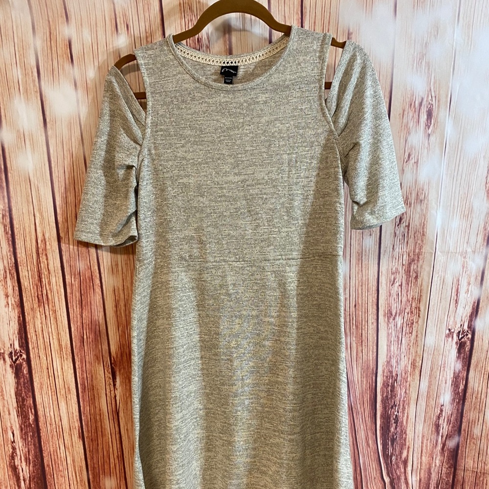 Knit Cold Shoulder Dress Girls XL 14/16 Art Class